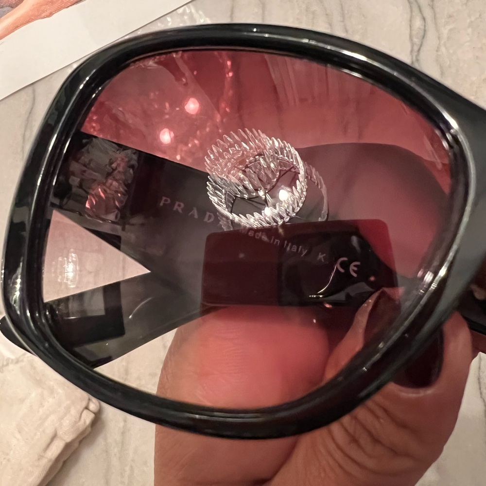 Prada Sunglasses - Picture 14 of 15